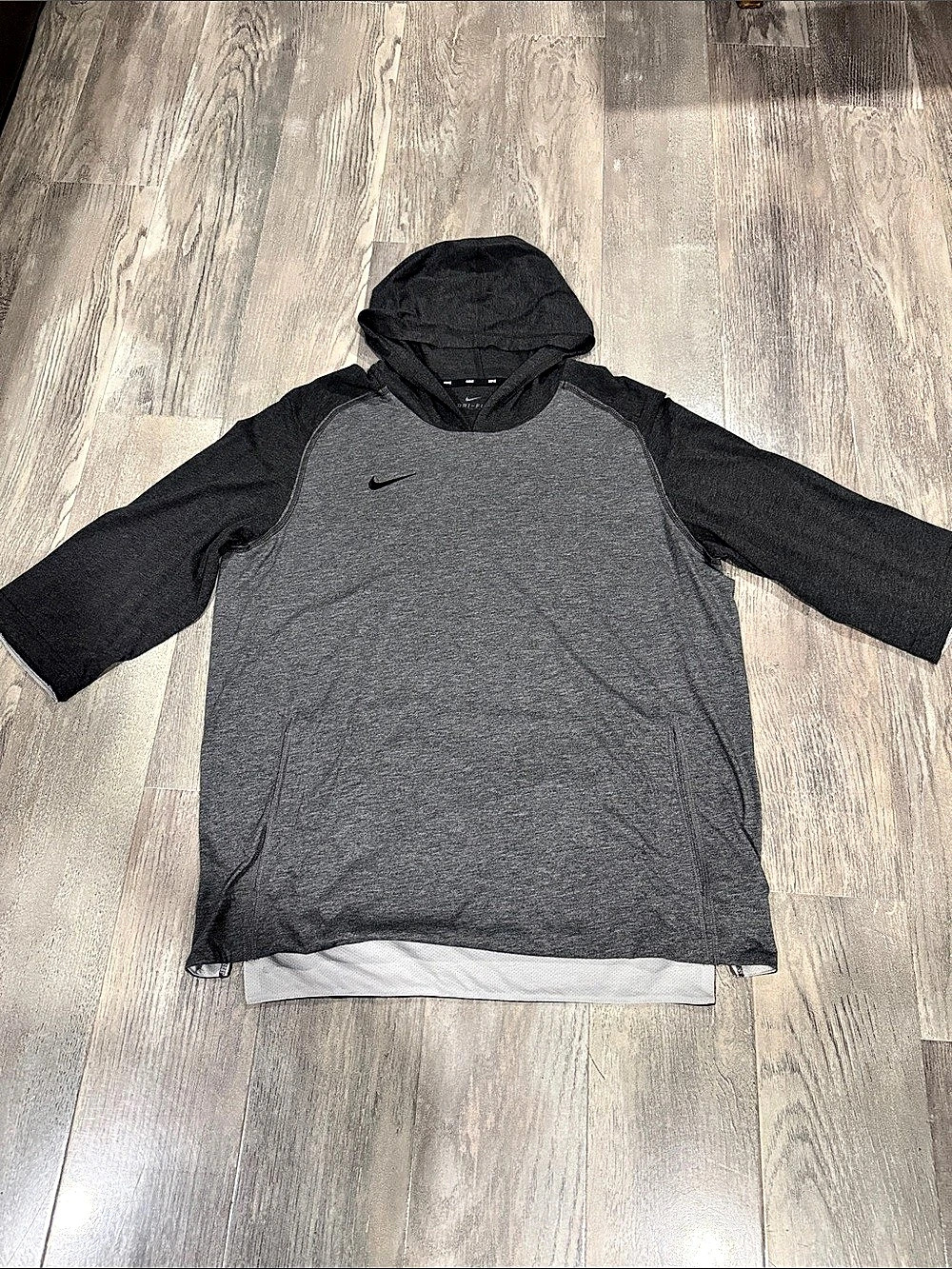 Nike Men's Gray & Black Hoodie